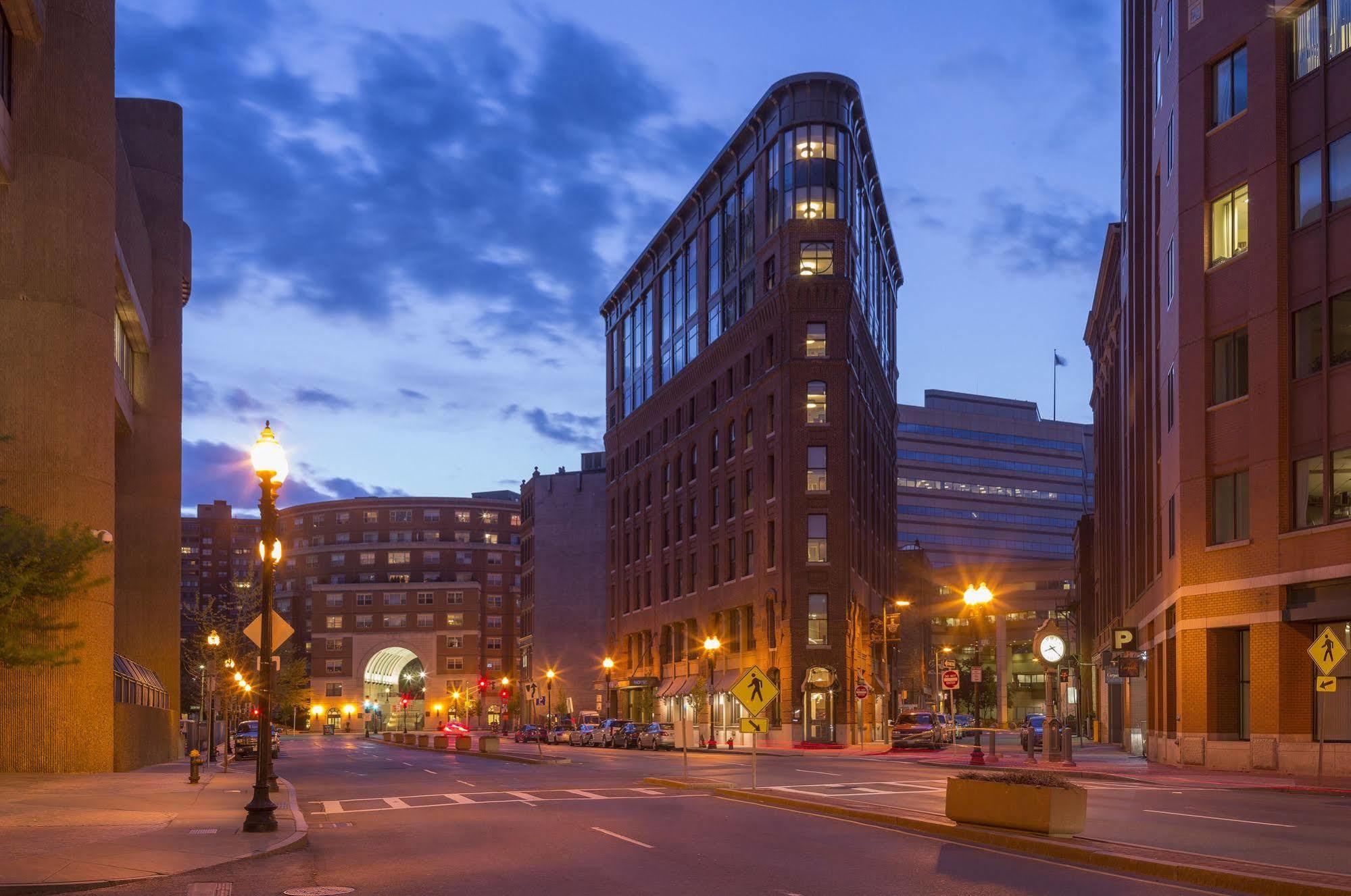 The Boxer Hotel Boston Exterior photo